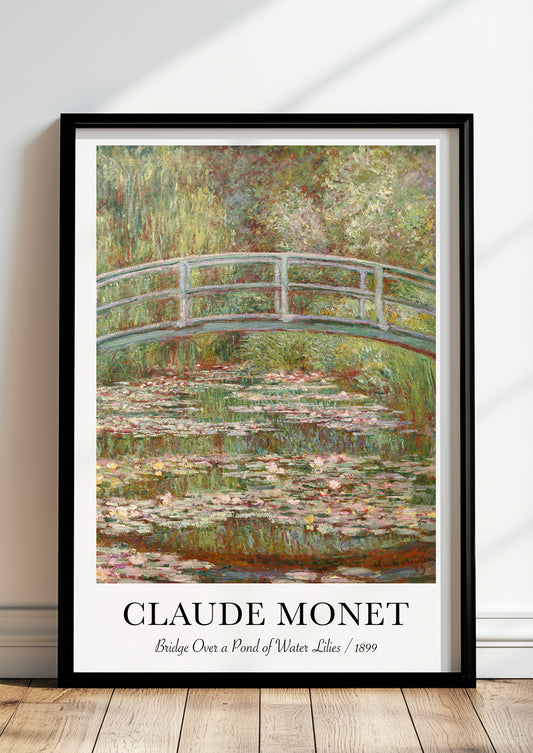 Gerahmtes Poster Monet Bridge Over a Pond of Water Lilies – klassische Wanddeko