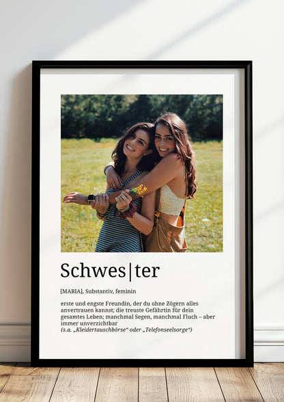 Poster Schwester personalisiert mit Foto, stilvolle Geschenkidee im eleganten Holzrahmen