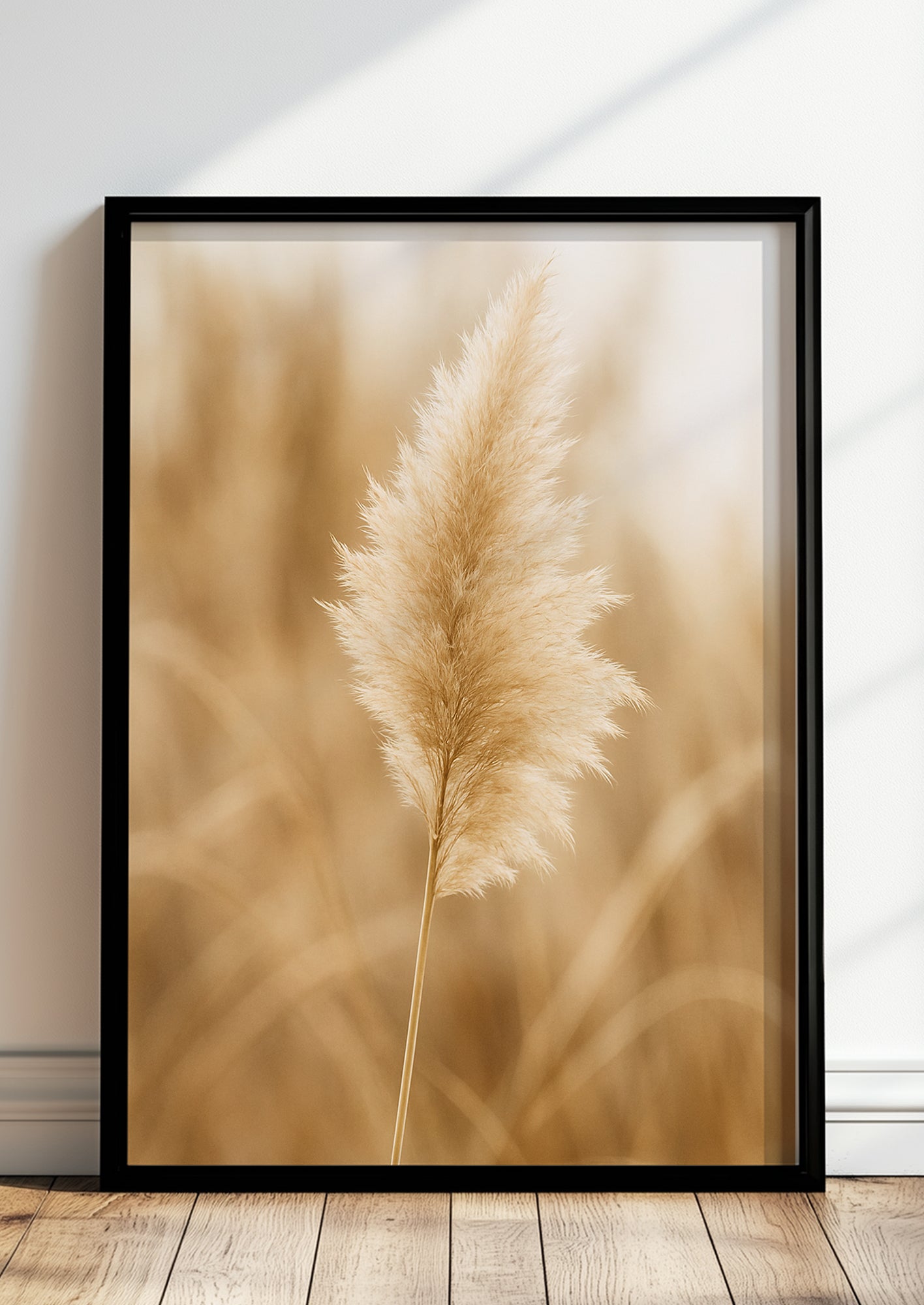 Natürliches Pampasgras als dekoratives Element in warmer Farbgebung