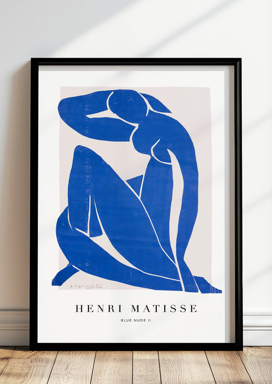 Blue Nude II von Henri Matisse Kunstdruck im schwarzen Rahmen, an Wand gelehnt