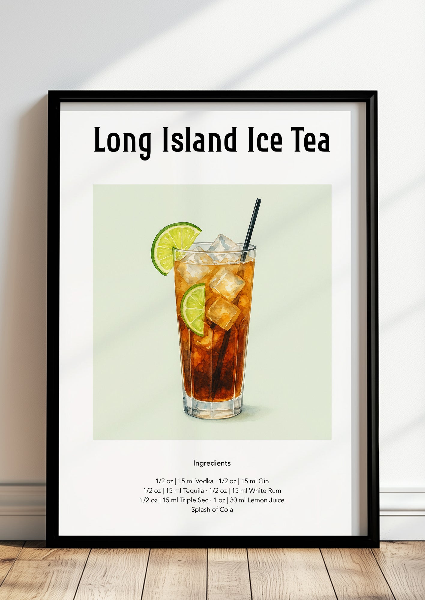 Gerahmtes Long Island Ice Tea Poster lehnt auf dem Boden an einer Wand