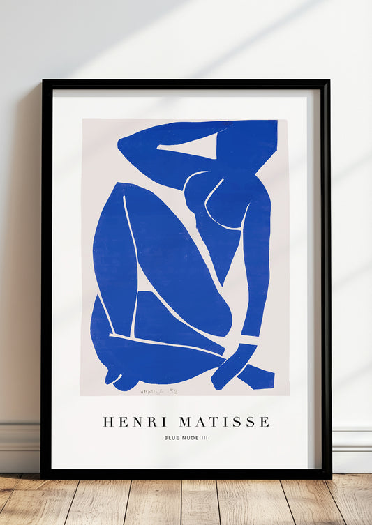 Blue Nude III von Henri Matisse Kunstdruck im schwarzen Rahmen, an Wand gelehnt