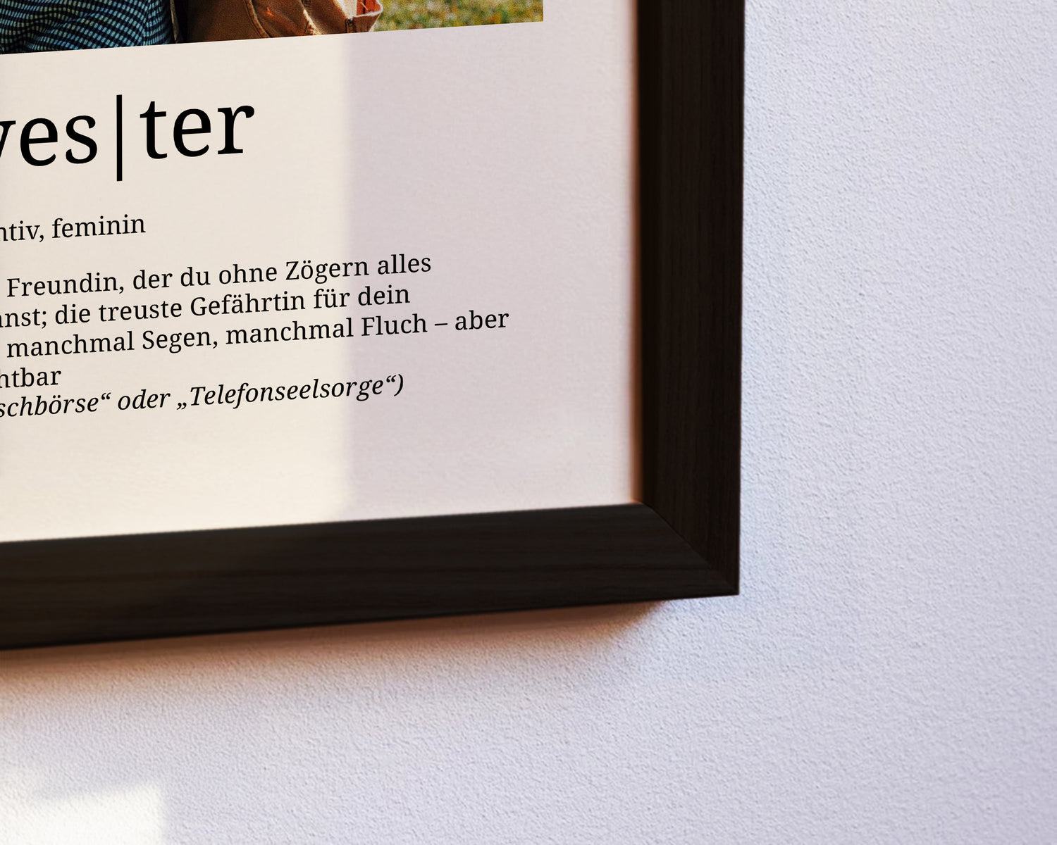 Detailaufnahme Poster Schwester Definition personalisiert, edler Druck auf Galeriepapier