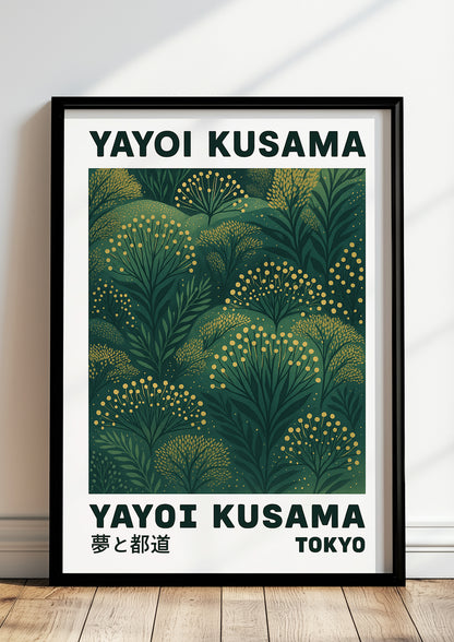 yayoi kusama grün gerahmtes poster in modernem wohnzimmer an stilvoller wand