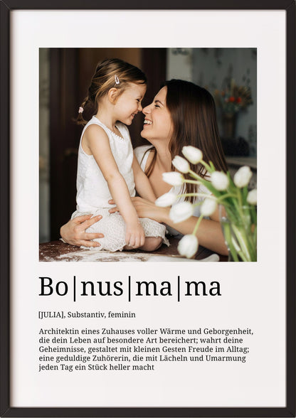 Bonusmama im schwarzen Holzrahmen