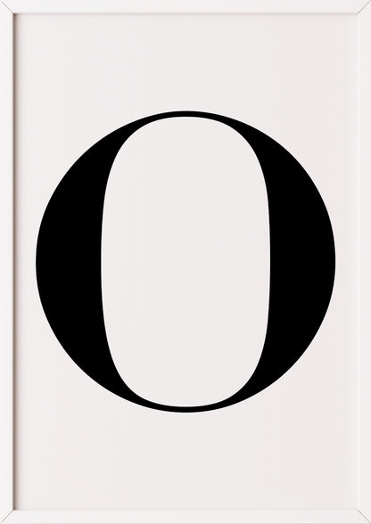 Poster Buchstabe „O“ in weißem Holzrahmen
